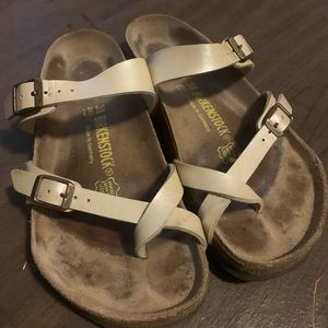 Light pink Birkenstocks sandals - 7-7.5 (size 38)